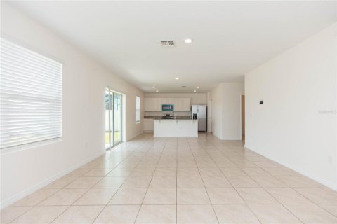 Villa ou maison à vendre à Auburndale, Floride: 4 chambres, 234.67 m2 № 2322465 - photo 13