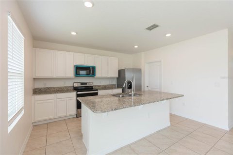Villa ou maison à vendre à Auburndale, Floride: 4 chambres, 234.67 m2 № 2322465 - photo 17