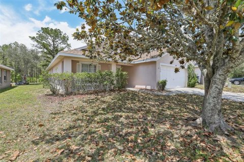 Villa ou maison à vendre à Davenport, Floride: 4 chambres, 155.98 m2 № 2148370 - photo 3