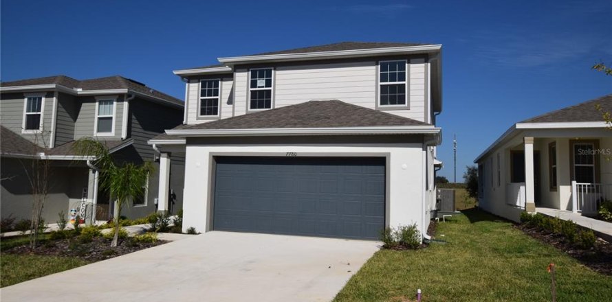 Casa en Clermont, Florida 3 dormitorios, 169.27 m2 № 1873453