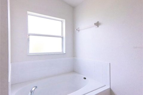 Casa en venta en Edgewater, Florida, 4 dormitorios, 156.63 m2 № 1915009 - foto 18