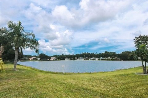 Casa en venta en Edgewater, Florida, 4 dormitorios, 156.63 m2 № 1915009 - foto 2