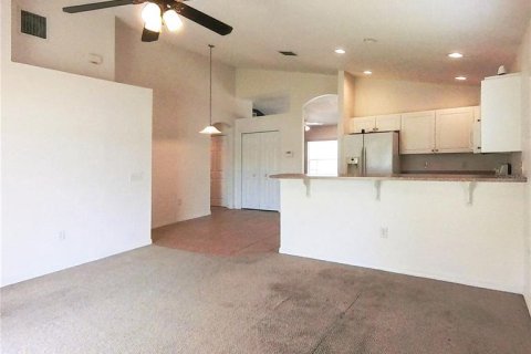 Casa en venta en Edgewater, Florida, 4 dormitorios, 156.63 m2 № 1915009 - foto 7