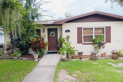 House in Clermont, Florida 4 bedrooms, 153.2 sq.m. № 1919070 - photo 3