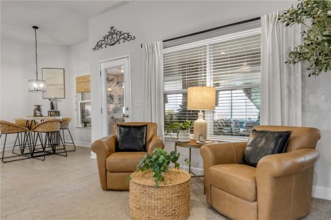 Villa ou maison à vendre à Oak Hill, Floride: 4 chambres, 230.77 m2 № 2410069 - photo 11