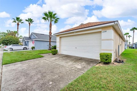 House in Davenport, Florida 3 bedrooms, 145.95 sq.m. № 1915064 - photo 4