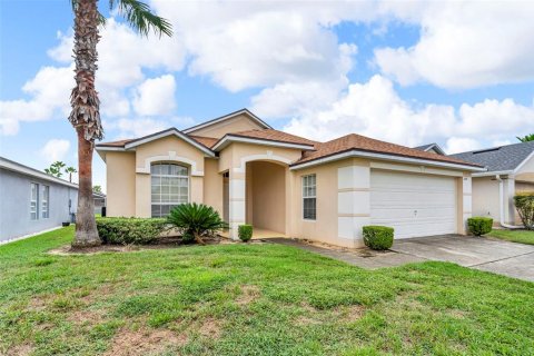 House in Davenport, Florida 3 bedrooms, 145.95 sq.m. № 1915064 - photo 1