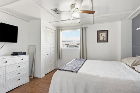 Immobilier commercial à vendre à Dunedin, Floride: 6 chambres, 221.85 m2 № 2234355 - photo 15