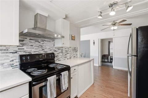 Immobilier commercial à vendre à Dunedin, Floride: 6 chambres, 221.85 m2 № 2234355 - photo 14