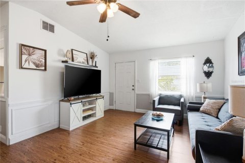 Immobilier commercial à vendre à Dunedin, Floride: 6 chambres, 221.85 m2 № 2234355 - photo 8