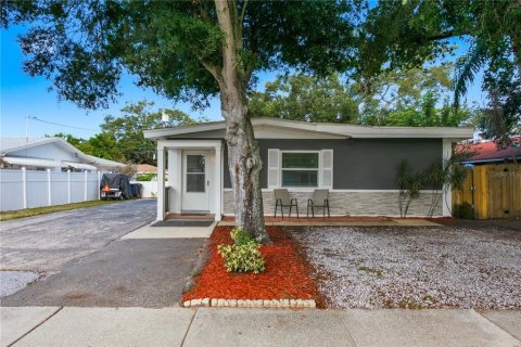 Immobilier commercial à vendre à Dunedin, Floride: 6 chambres, 221.85 m2 № 2234355 - photo 25