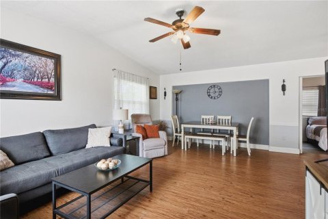 Immobilier commercial à vendre à Dunedin, Floride: 6 chambres, 221.85 m2 № 2234355 - photo 9