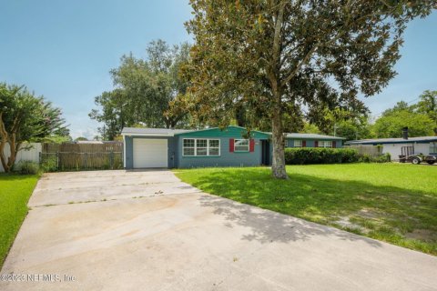 House in Jacksonville, Florida 3 bedrooms, 171.87 sq.m. № 769356 - photo 1