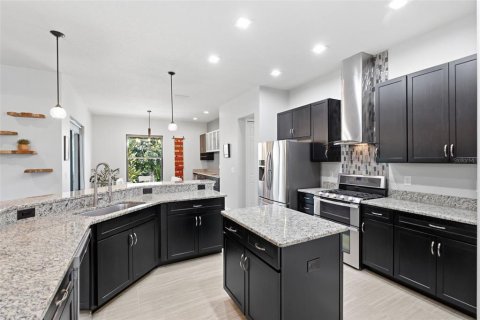Casa en venta en Ruskin, Florida, 4 dormitorios, 235.04 m2 № 2383619 - foto 13
