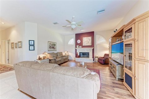 Casa en venta en Sarasota, Florida, 4 dormitorios, 279.36 m2 № 2216224 - foto 10