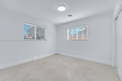 Casa en venta en Hollywood, Florida, 3 dormitorios, 144.74 m2 № 1938585 - foto 17