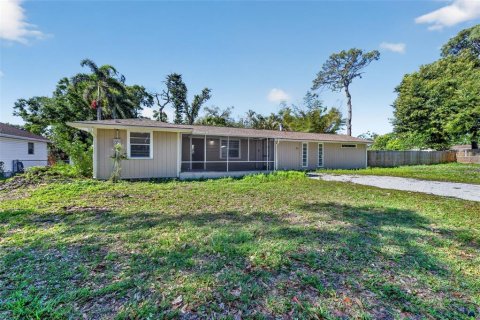 Casa en Sarasota, Florida 2 dormitorios, 105.54 m2 № 2216580