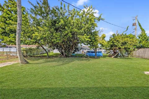 Villa ou maison à vendre à Miami, Floride: 3 chambres, 141.3 m2 № 2429748 - photo 26