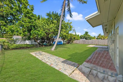 Villa ou maison à vendre à Miami, Floride: 3 chambres, 141.3 m2 № 2429748 - photo 23
