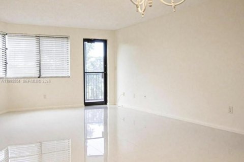 Купить кондоминиум в Майами, Флорида 1 спальня, 102.19м2, № 2058202 - фото 3