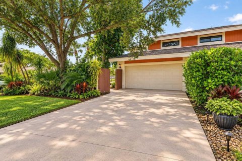Townhouse in Boca Raton, Florida 3 bedrooms, 177.54 sq.m. № 2352738