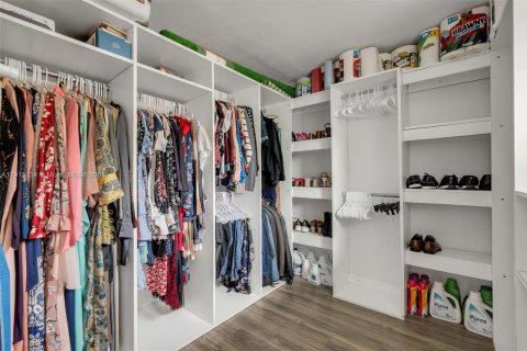 Casa en venta en Pompano Beach, Florida, 6 dormitorios, 96.15 m2 № 1969317 - foto 28