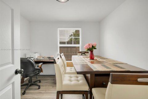 Casa en venta en Pompano Beach, Florida, 6 dormitorios, 96.15 m2 № 1969317 - foto 5