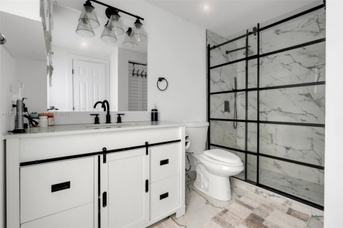 Casa en venta en Pompano Beach, Florida, 6 dormitorios, 96.15 m2 № 1969317 - foto 21