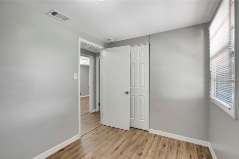 Casa en venta en Tampa, Florida, 3 dormitorios, 79.06 m2 № 1885539 - foto 29