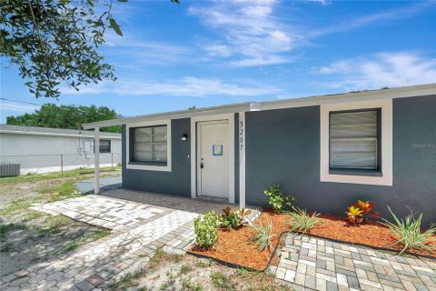 Casa en venta en Tampa, Florida, 3 dormitorios, 79.06 m2 № 1885539 - foto 6