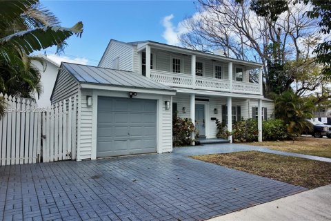 House in West Palm Beach, Florida 3 bedrooms, 134.8 sq.m. № 2052845 - photo 10