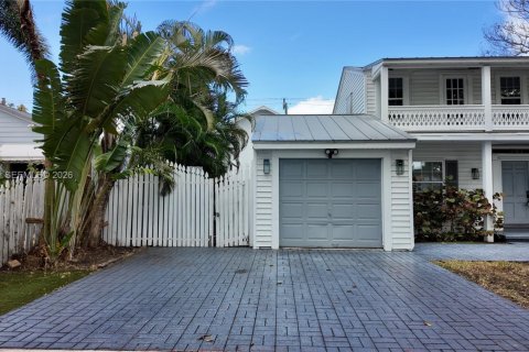 House in West Palm Beach, Florida 3 bedrooms, 134.8 sq.m. № 2052845 - photo 12