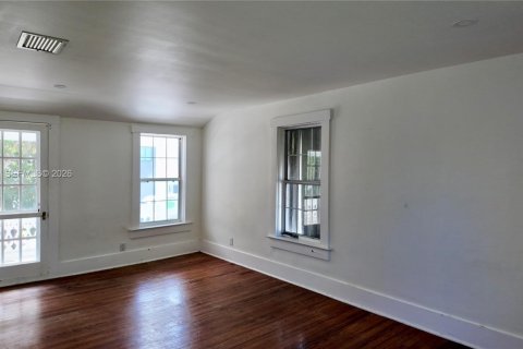 House in West Palm Beach, Florida 3 bedrooms, 134.8 sq.m. № 2052845 - photo 21