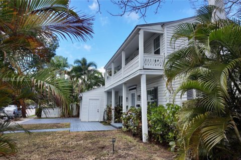 House in West Palm Beach, Florida 3 bedrooms, 134.8 sq.m. № 2052845 - photo 11