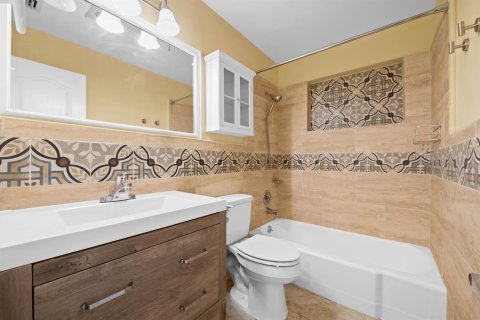 Villa ou maison à vendre à Fort Lauderdale, Floride: 3 chambres, 119.29 m2 № 2400838 - photo 16