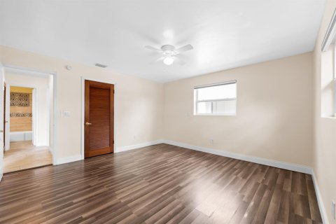 Villa ou maison à vendre à Fort Lauderdale, Floride: 3 chambres, 119.29 m2 № 2400838 - photo 19