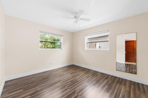 Villa ou maison à vendre à Fort Lauderdale, Floride: 3 chambres, 119.29 m2 № 2400838 - photo 20