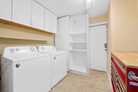 Villa ou maison à vendre à Fort Lauderdale, Floride: 3 chambres, 119.29 m2 № 2400838 - photo 22