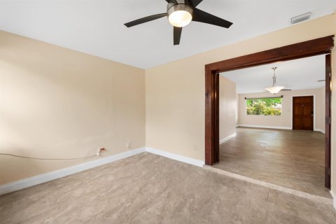 Villa ou maison à vendre à Fort Lauderdale, Floride: 3 chambres, 119.29 m2 № 2400838 - photo 12