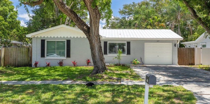 Villa ou maison à Clearwater, Floride 3 chambres, 116.69 m2 № 2093704