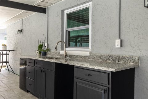 Villa ou maison à vendre à Clearwater, Floride: 3 chambres, 116.69 m2 № 2093704 - photo 30