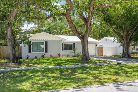 Villa ou maison à vendre à Clearwater, Floride: 3 chambres, 116.69 m2 № 2093704 - photo 3