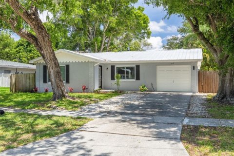 Villa ou maison à vendre à Clearwater, Floride: 3 chambres, 116.69 m2 № 2093704 - photo 2