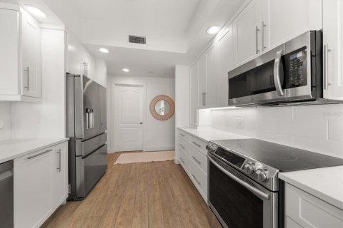 Copropriété à louer à Clearwater, Floride: 2 chambres, 169.18 m2 № 2114928 - photo 20