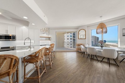 Copropriété à louer à Clearwater, Floride: 2 chambres, 169.18 m2 № 2114928 - photo 2