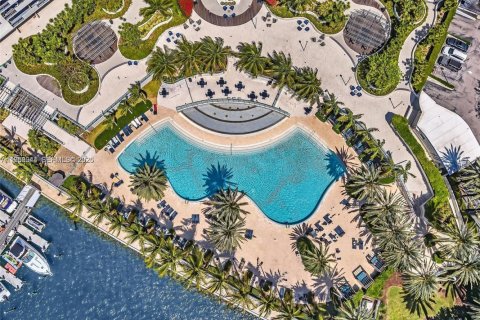 Снять в аренду кондоминиум в Майами-Бич, Флорида 2 спальни, 99.31м2, № 2010236 - фото 4