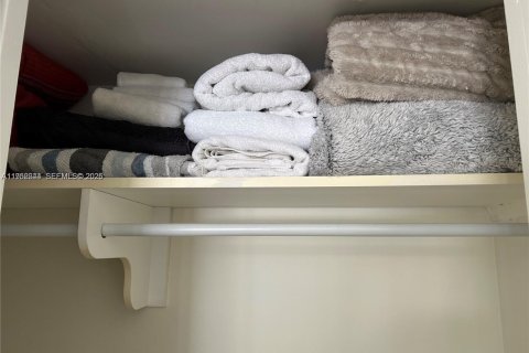 Снять в аренду кондоминиум в Майами-Бич, Флорида 2 спальни, 99.31м2, № 2010236 - фото 15