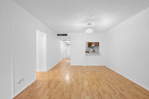 Condominio en venta en Davie, Florida, 2 dormitorios, 89.19 m2 № 2249685 - foto 24