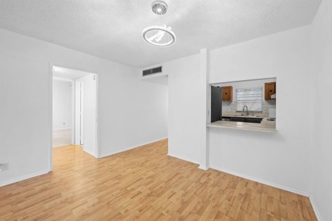 Condominio en venta en Davie, Florida, 2 dormitorios, 89.19 m2 № 2249685 - foto 18