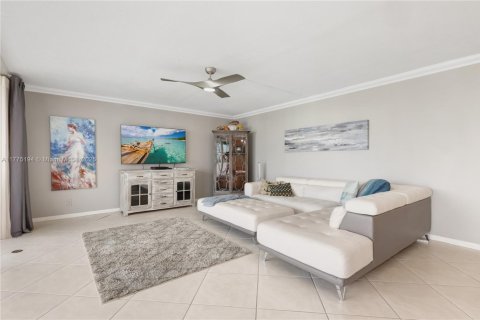 Condo in Fort Lauderdale, Florida, 2 bedrooms  № 1708624 - photo 18